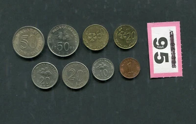 £4 • Buy Lot Of   8  Coins  Of   Malaysia