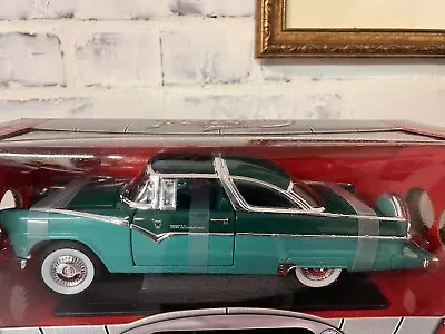 1955 Ford Crown Victoria 1/18 Road Signature Collection • $10