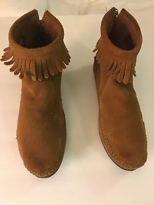 Minnetonka Women's Moccasin Ankle  Boots Suede Leather Brown   6.5 • $20.99