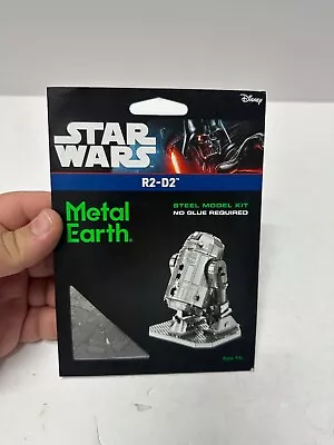 Fascinations Metal Earth Star Wars R2-D2 3D Metal Model Kit MMS250! • $10