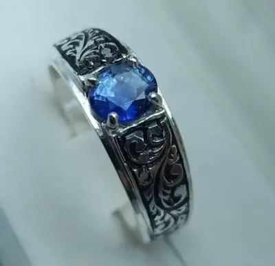 Blue Mens Sapphire Ring - Ceylon Sri Lanka Mens Sapphire Stone Ring -Unisex Ring • $390