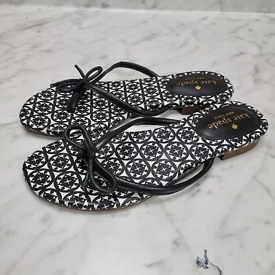 Women's 6 M Kate Spade Black And White Mystic Bow Flat Sandals Flip-Flop Thong • $12