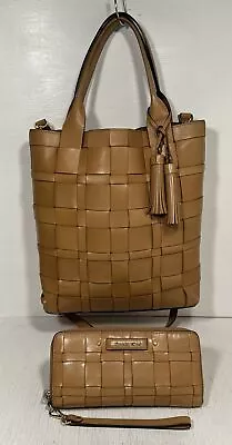 Michael Kors Hamilton Woven Brown Leather Handbag & Wristlet/Wallet Tote Bag • $109