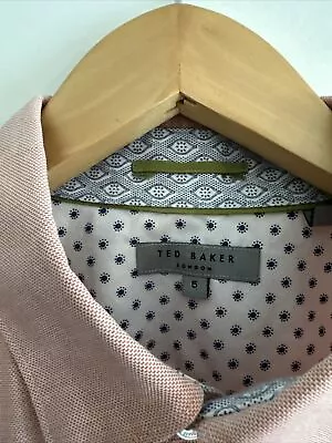 Ted Baker Pink Short Sleeve Button Down Designer Shirt Size M/L (5) Fitted • £5