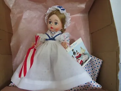 Vtg 1980's Madame Alexander Doll-betsy Ross  In Original Box No Lid • $19.95