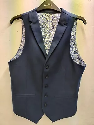 Harry Brown Men's Navy Cotton/Linen Single Breasted Waistcoat 38R • £17.50