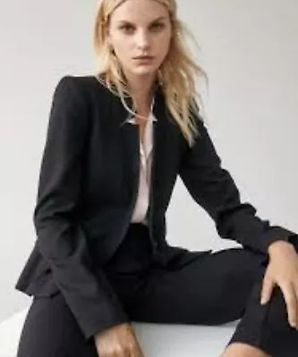 Zara Basic Black Blazer - M • $30