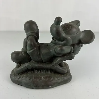 £82.56 • Buy Mickey Mouse Universal Statuary 1997 Disney #839 Laid Back Lawn Chair Vintage