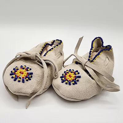 Vintage Beaded Baby Moccasins Native American Blue Yellow Red Beads • $13.99