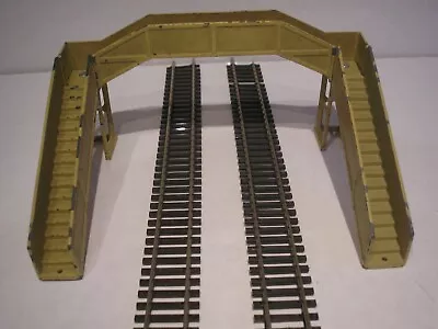 Oo Hornby Dublo Platform Bridge Lot 2 • £9.99