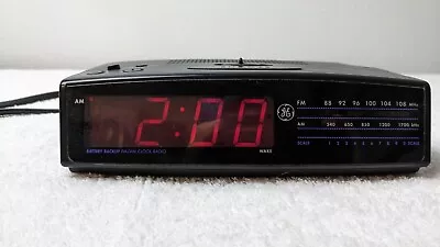 General Electric GE Model 7-4815A Digital Alarm Clock AM/FM Radio Tested Works • $23.99