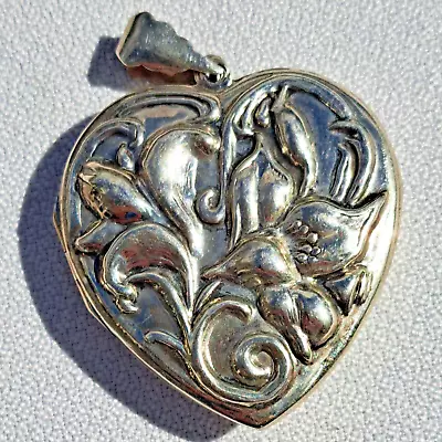 Vtg 925 Sterling Silver Heart Ornate Embossed Floral Photo Locket Pendant 15.2 G • $49.99