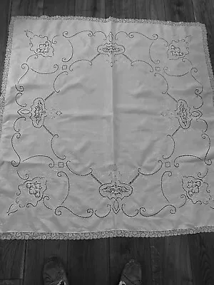 £20 • Buy Fine White, Vintage, French Linen Handworked Tablecloth With Lace Edge 50  X 50 