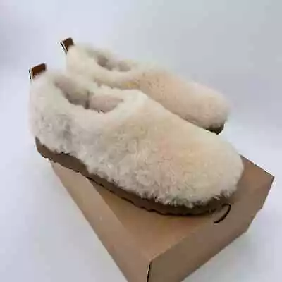 UGG Classic Cozy Bootie Natural Size 8 New • $75