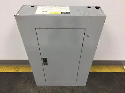 Ge 100 Amp 208/120 Volt 3 Phase 24 Circuit Main Breaker Panel..p-937 • $500