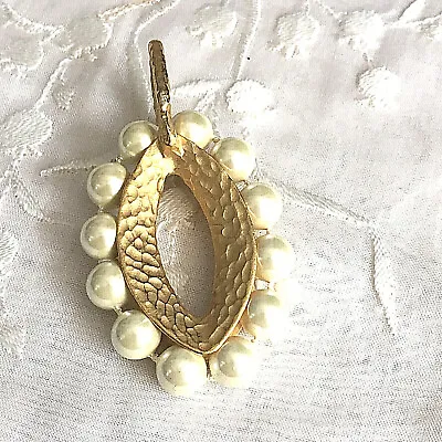 Vintage Gold Tone Textured Faux Pearl Accent Pendant  2 3/4   Jewelry • $8.80