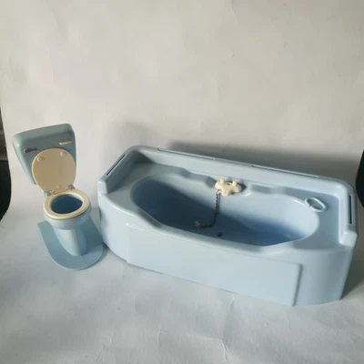 £5 • Buy Vintage Sindy Bathroom Set Including Bath And Toilet Blue