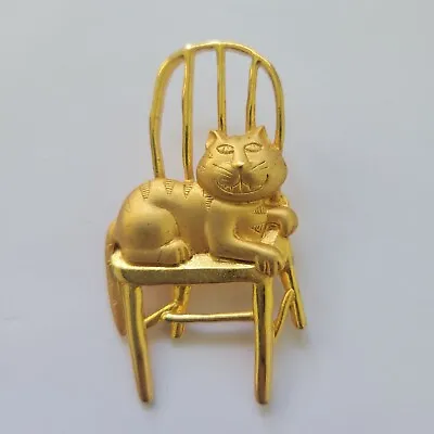 $8.90 • Buy Vintage Pin Brooch Signed JJ Jonette Jewelry Cat Resting On Chair Gold Tone 