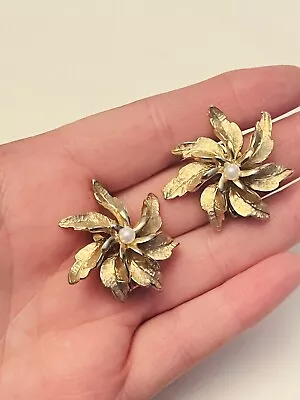 VTG Earrings Gold Pearl Cabochon Clip Bold Luxury Designer Signed HAR Flower • $25.20