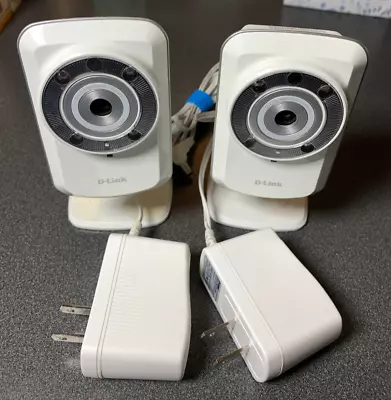 Lot Of 2 D-Link Day & Night Wi-Fi Cameras DCS-932L W/ 2x Power Adapters & Stands • $14.99