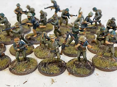 X25 North Vietnamese Soldiers And Vietcong - Esci- Painted 1/72 • £24.99