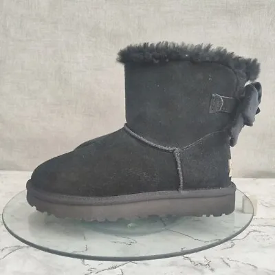 UGG Mini Bailey Bow Crushed Velvet Boots. UK Size 3. Black  • £44.99