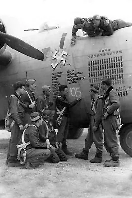 Pilot Of The US Bomber B-24 Liberator Does Checkoff WW2 Photo Glossy 4*6 In X016 • $6.99