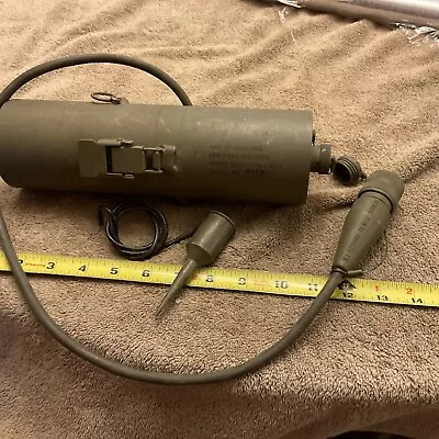 Military Seismic Anti Intrusion Detector Alarm Transmitter Vietnam Era Dt373 L2 • $95