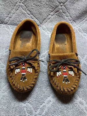 MINNETONKA Women's Brown Suede Thunderbird Bead Moccasins Shoes SZ 5.5 Very Good • $15