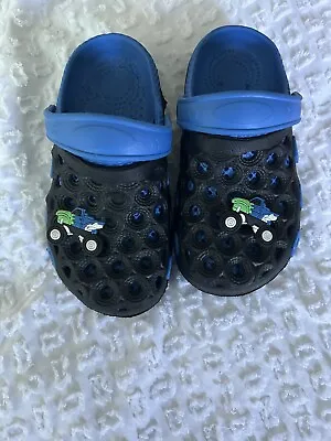 Croc Style Shoe Infant Size 10 • £2.50