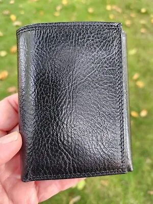 Fossil Mens Italian Leather Black Trifold Wallet • $25