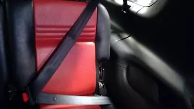 1999 99 Isuzu Vehicross Left Rear Seat Belt Retractor Black 75849 • $84.60