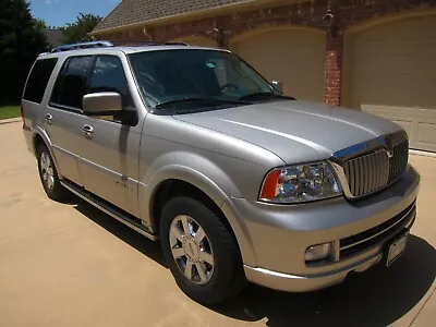 2006 Lincoln Navigator  • $3649