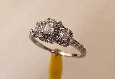 $750 • Buy Zales Engagement Ring, Certified, 14kt Gold , Emerald Cut, 1ct Tw