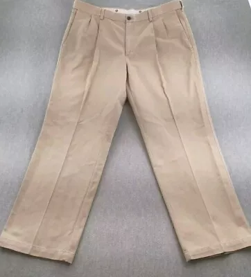 Haggar Classic Fit Pants No Iron Mens 38x30 Khaki Expandable Waist Pleated Work • $14