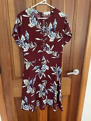 Veronika Maine Dress 10 • $25