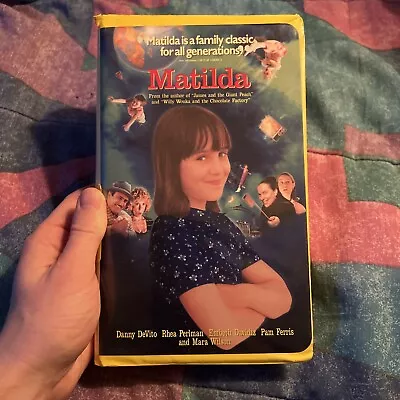Matilda (VHS 1996 Clam Shell Case Closed Captioned) • $5