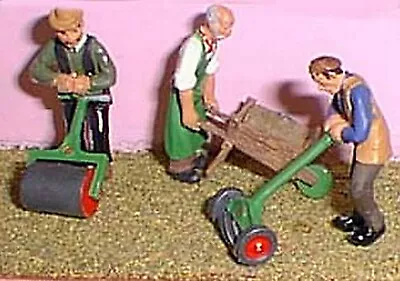 Gardeners Lawnmower Lawnroller OF5 UNPAINTED O Scale Langley Models Kit Figures • £13.62