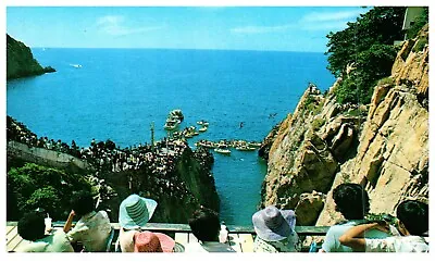 Acapulco Mexico Panoramic View Of The Quebrada People Vintage Postcard-K2-209 • $5.99