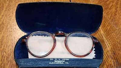 Vintage Round Plastic Frame Glasses With Case  • $4.46