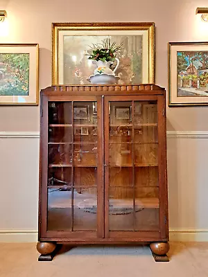 A Stylish Solid Oak Antique Art Deco Style Glazed Drinks/display/book Cabinet • £165