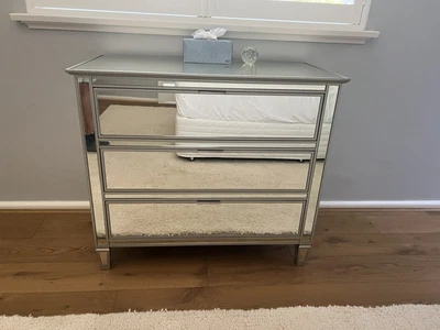 $280 • Buy Pottery Barn Park Mirror 3 Drawer Dresser