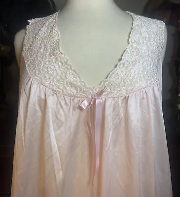 Vintage Vanity Fair Nightgown Light Pink EXCELLENT Size Small Nylon • $8