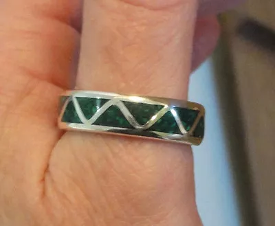 Sterling Silver Crushed Green Malachite Inlay Southwestern Ring Band Sz 9.75 • $28