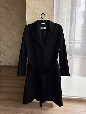 Max Mara Cashmere Black Coat • $380