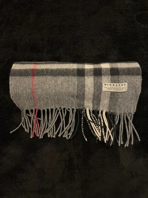 £80 • Buy Burberry Mens Check Scarf - Grey Red Black White - Excellent Condition