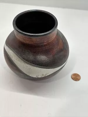 Vintage Studio Pottery Budvase? Signed Used Ga20 • $22.50