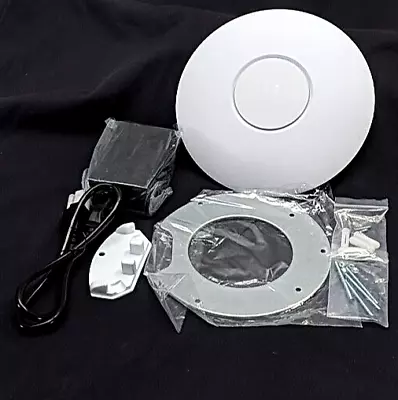 Ubiquiti Unifi AP AC PRO UAP-AC-PRO 802.11ac Wireless Access Point With AC SL403 • $65.99