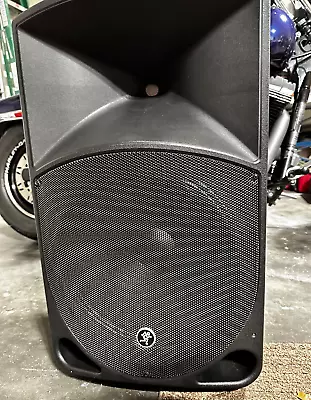 Mackie Thump15 1000W 15 Speaker Comes With A FREE Stand Pre Owned (1 Owner) • $375