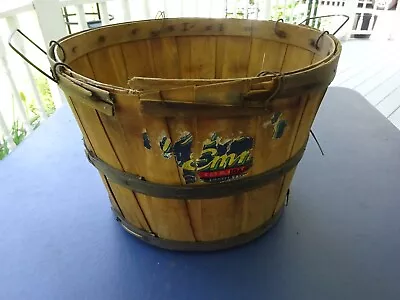 Vintage Bushel Fruit Basket 10 Inches Tall • $7.99